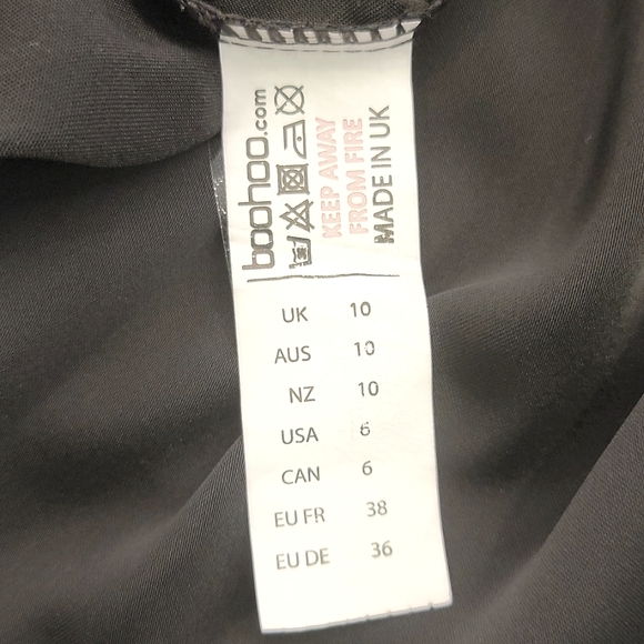Boohoo Black Silky Mini Skirt W/ Drawstring - Picture 6 of 6